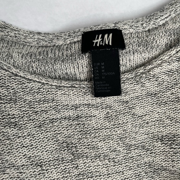 H&M | Crew Neck Bundle Black/White | M - Picture 10 of 16
